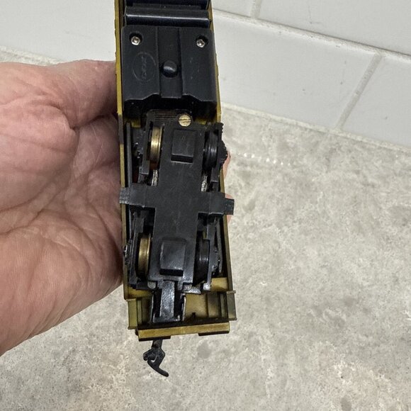 COX HO scale diecast metal Electric CN Canadian National Railway model train. - Picture 11 of 11